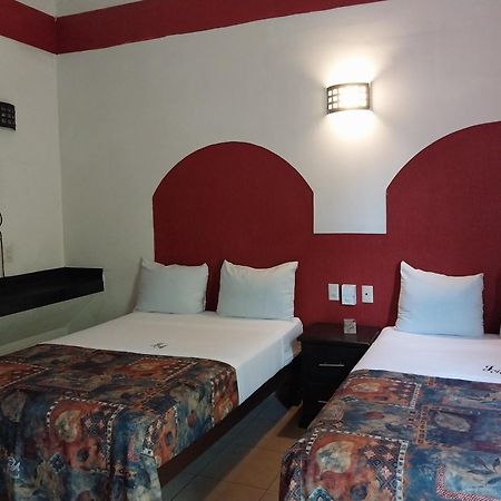 Hotel Jorge Alejandro Гвадалахара Екстер'єр фото