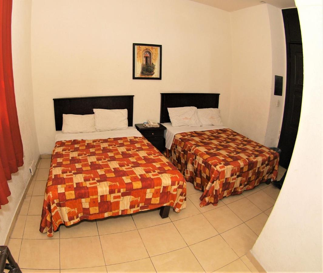 Hotel Jorge Alejandro Гвадалахара Екстер'єр фото