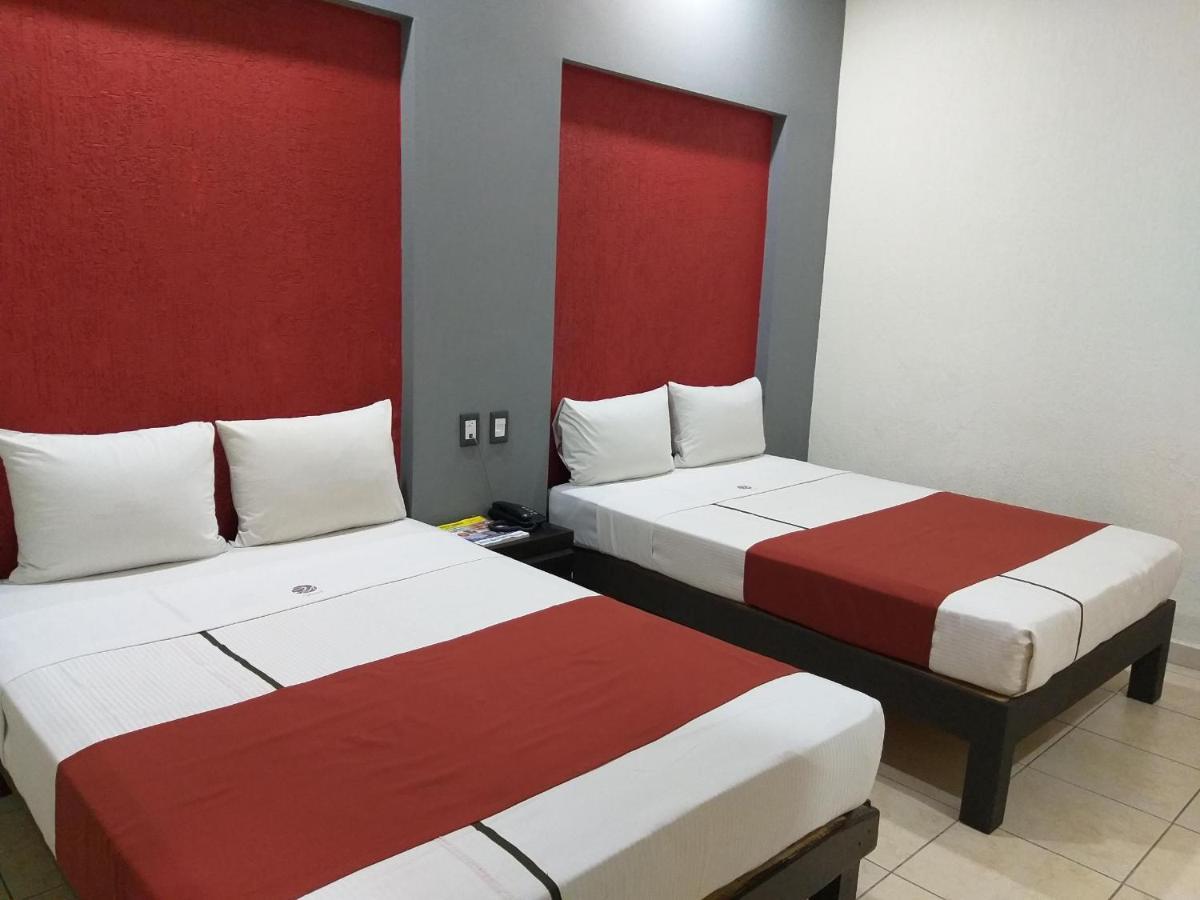 Hotel Jorge Alejandro Гвадалахара Екстер'єр фото