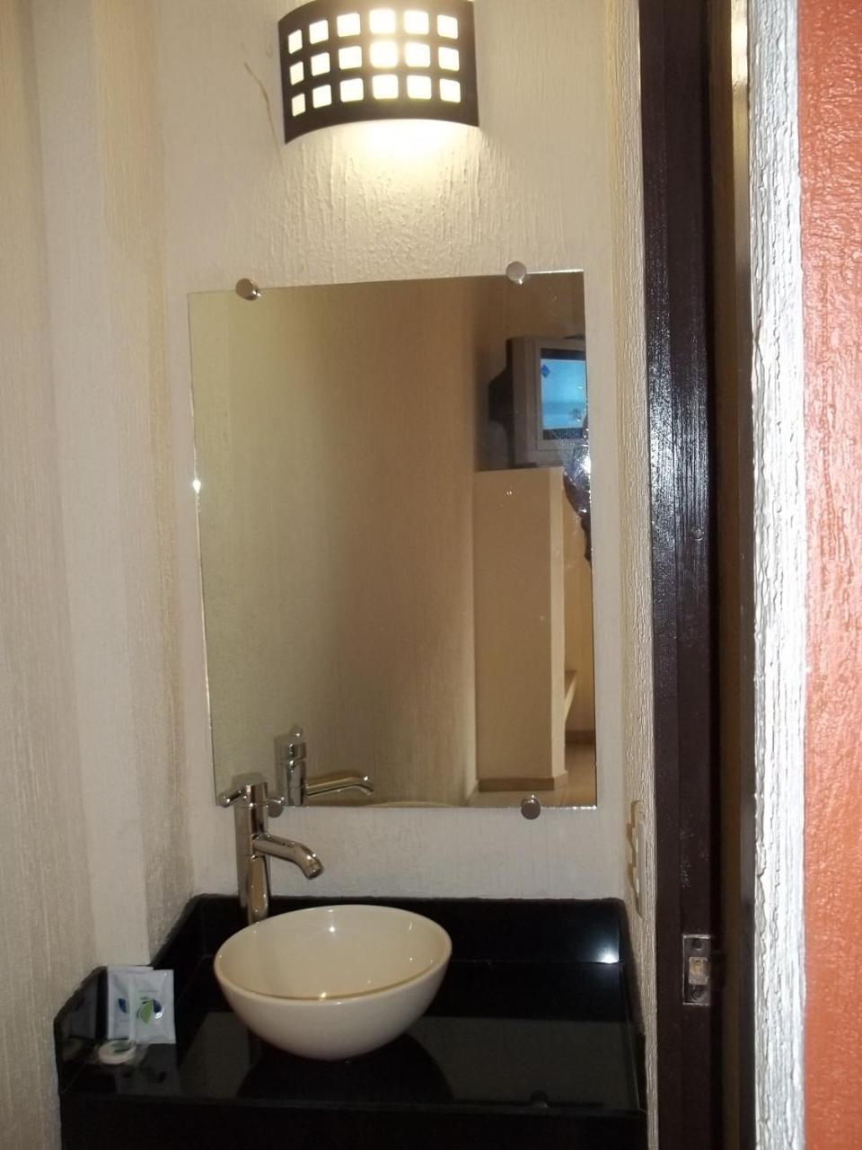 Hotel Jorge Alejandro Гвадалахара Екстер'єр фото
